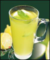 فواید نوشیدن آب گرم و لیمو